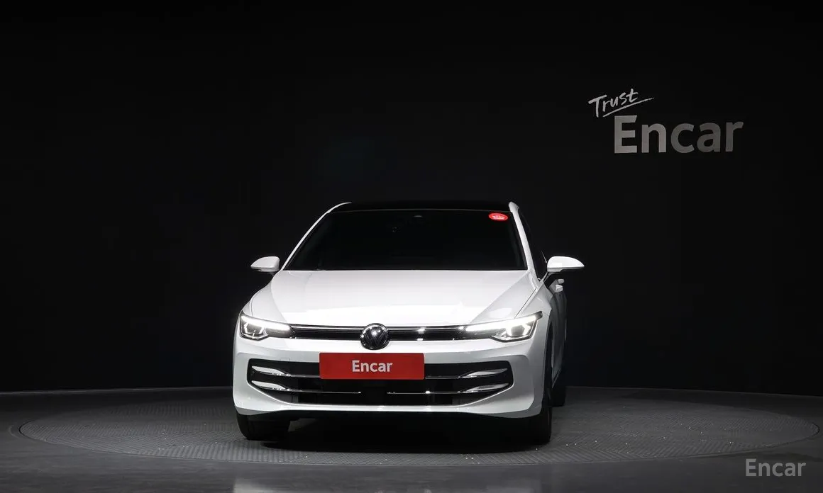 Фото 3 - Volkswagen Golf
