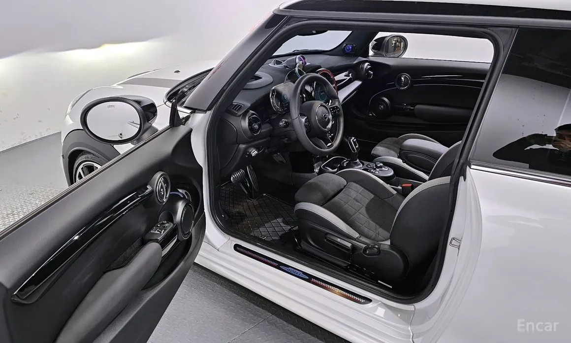 Фото 10 - Mini Cooper