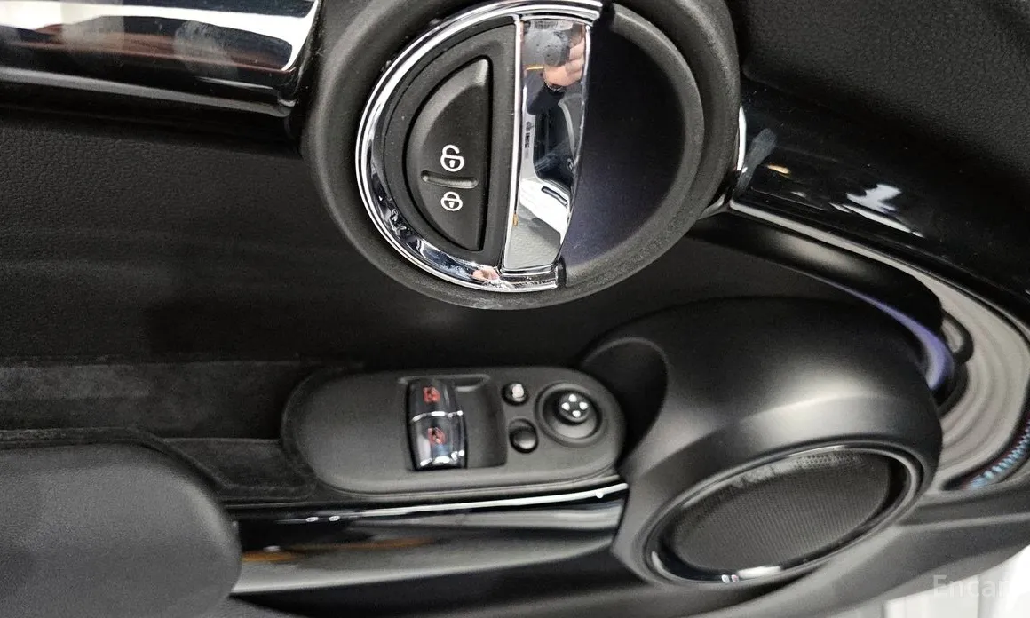 Фото 14 - Mini Cooper