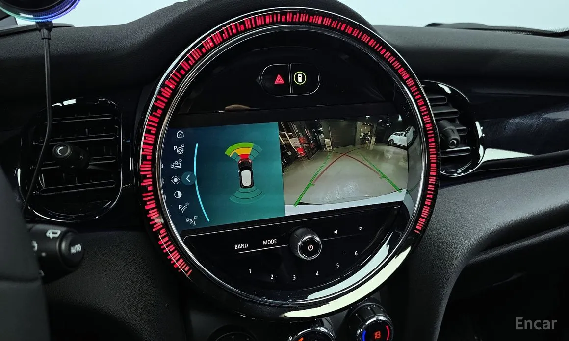 Фото 18 - Mini Cooper