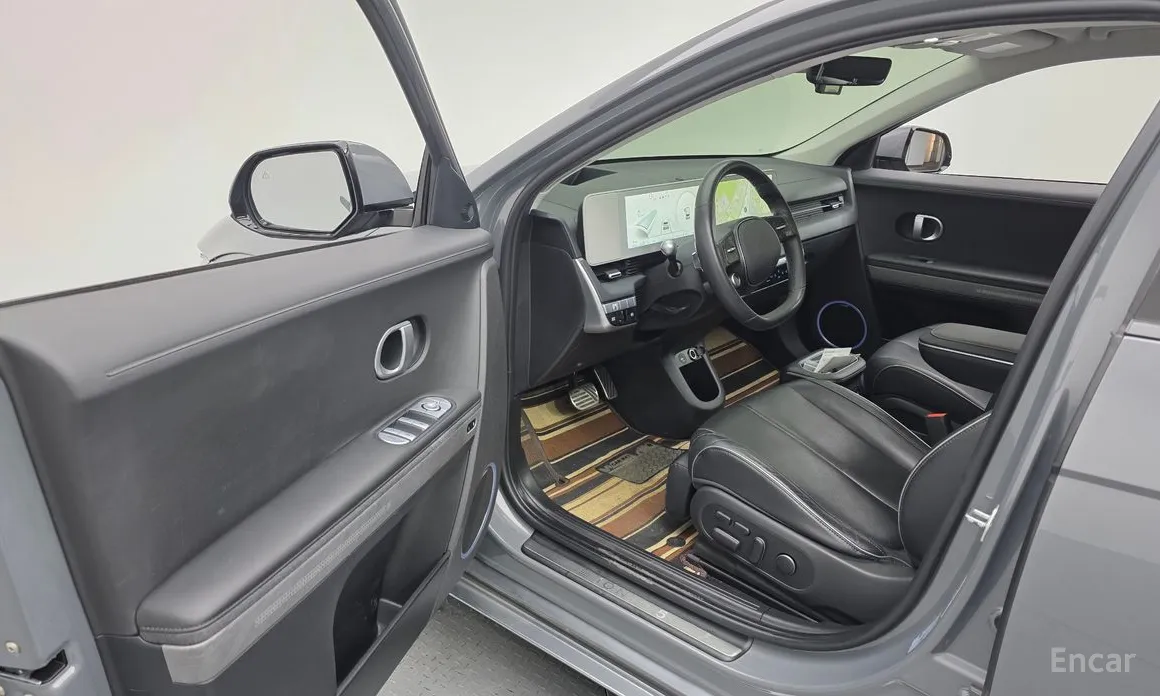 Photo 10 - Hyundai Ioniq 5