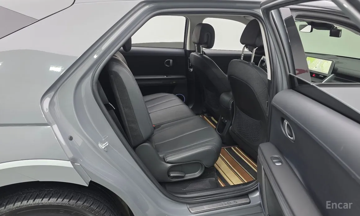 Photo 12 - Hyundai Ioniq 5