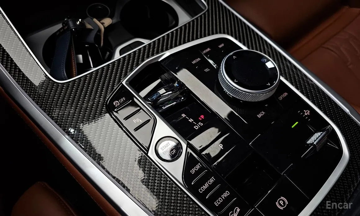 Фото 9 - BMW X7