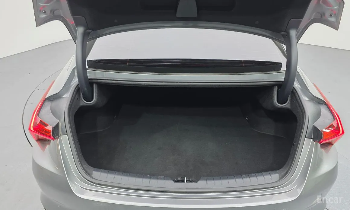 Фото 20 - Kia K8