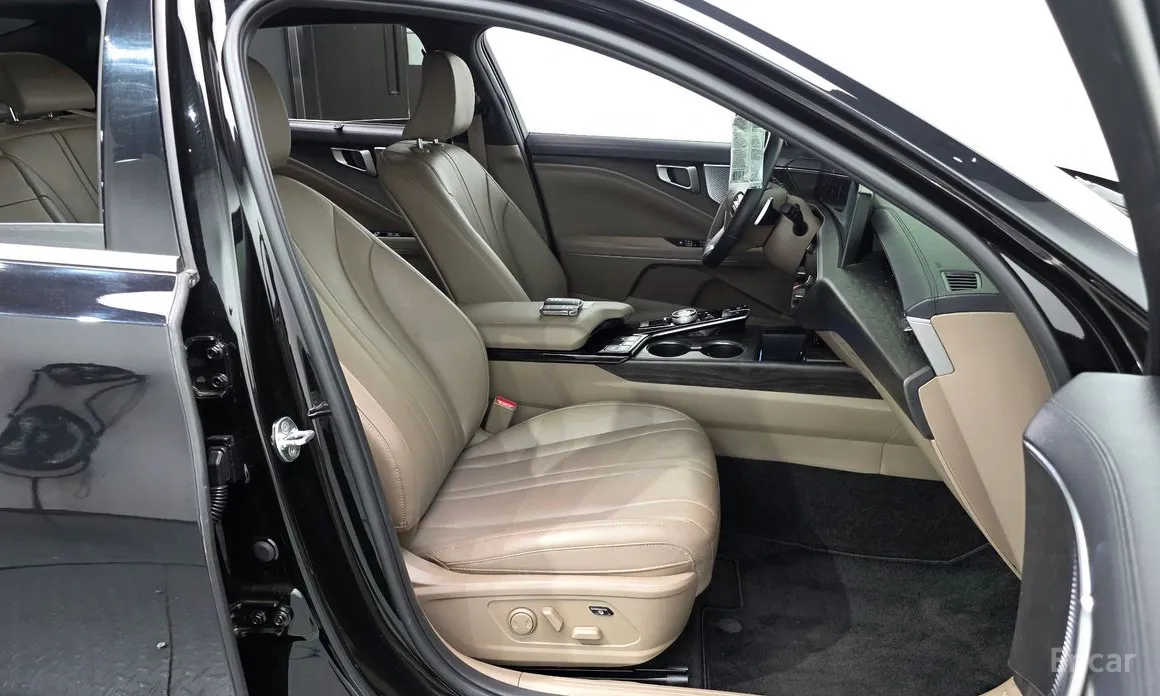 Фото 10 - Kia K8