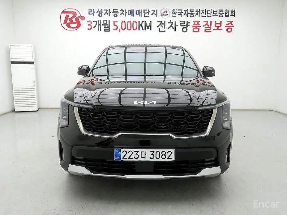 Photo 2 - Kia Sorento