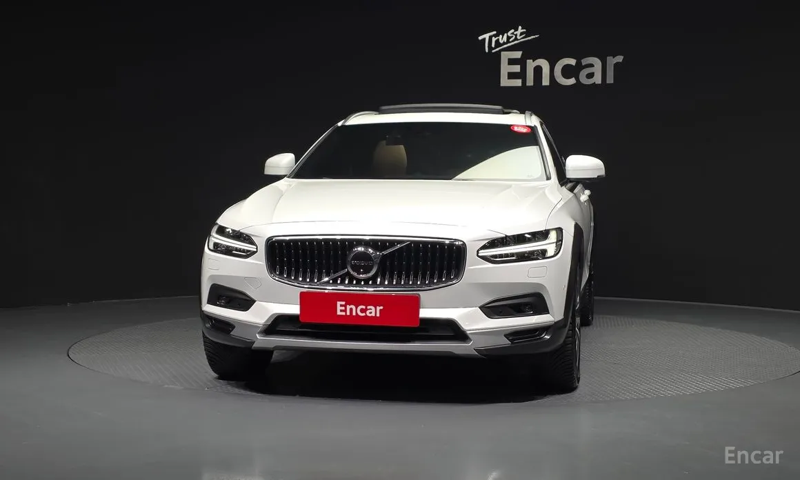 2017 Volvo V90
