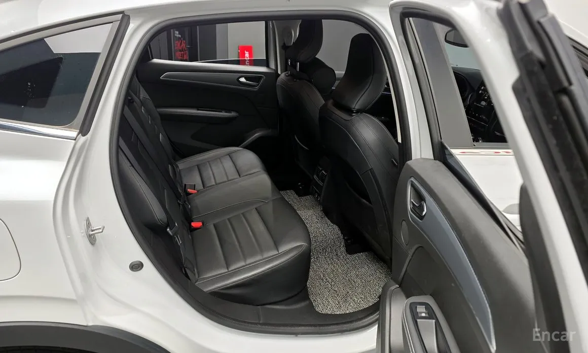 Фото 12 - Renault XM3