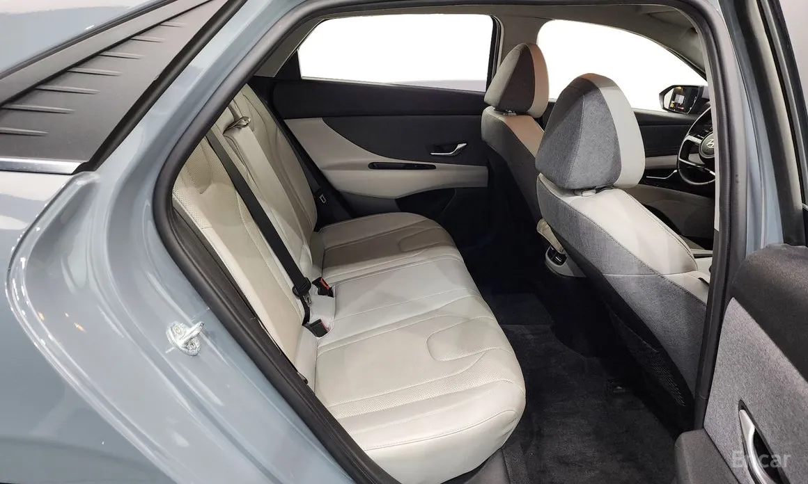 Фото 12 - Hyundai Avante