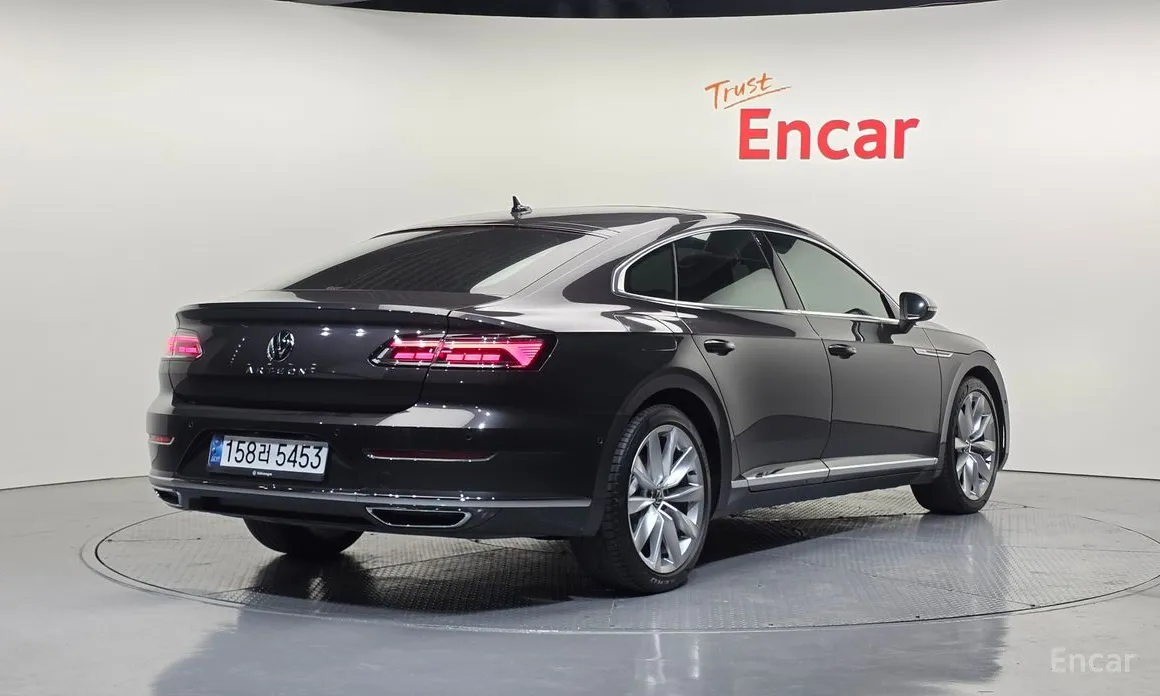 Фото 2 - Volkswagen Arteon