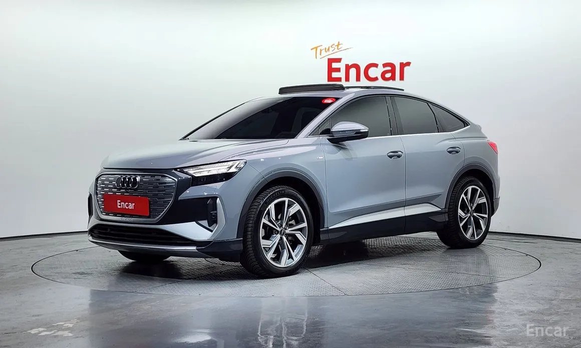 Фото 1 - Audi Q4 e-tron