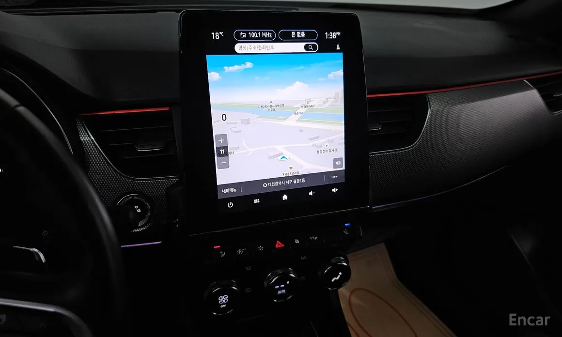 Фото 17 - Renault XM3