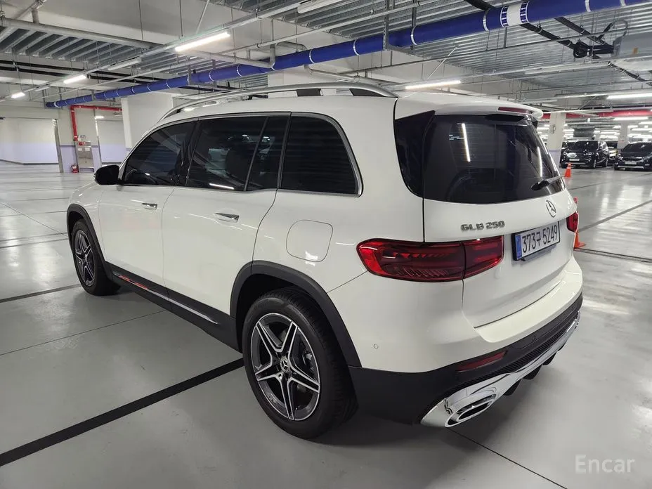 Mercedes-Benz GLB-Class 2020 GLB250 4MATIC