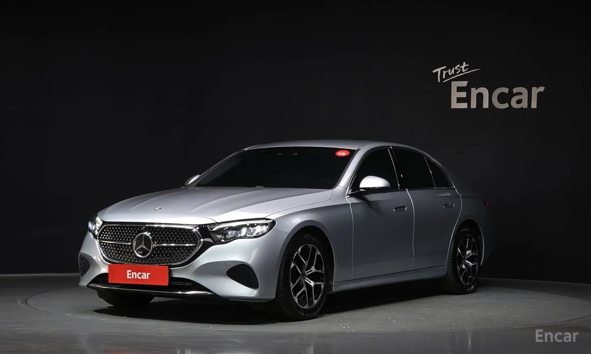 Photo 1 - Mercedes-Benz E-Class