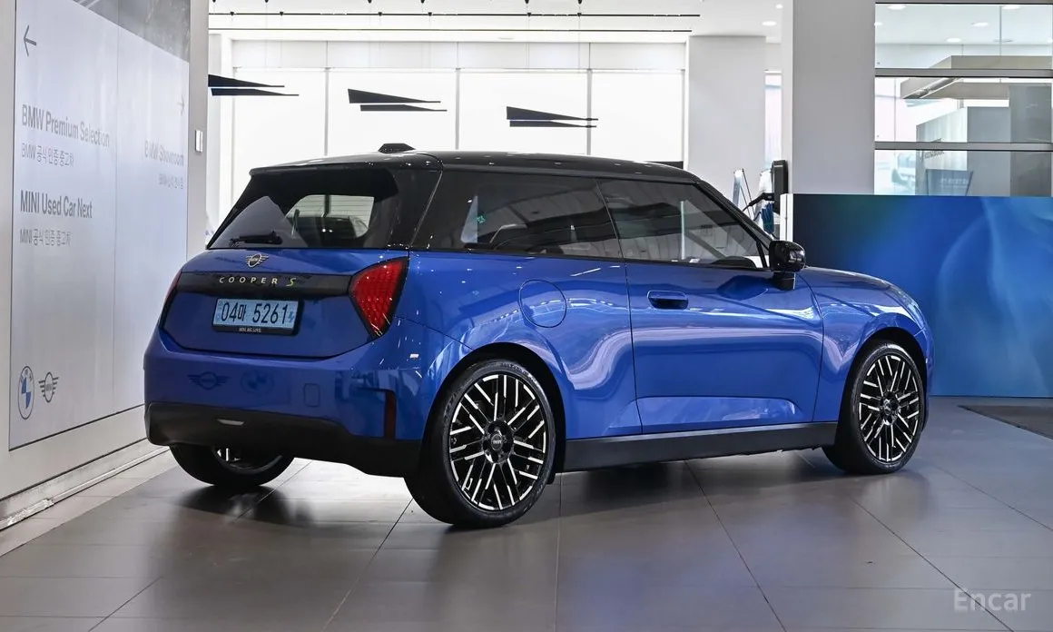 Фото 4 - Mini Cooper