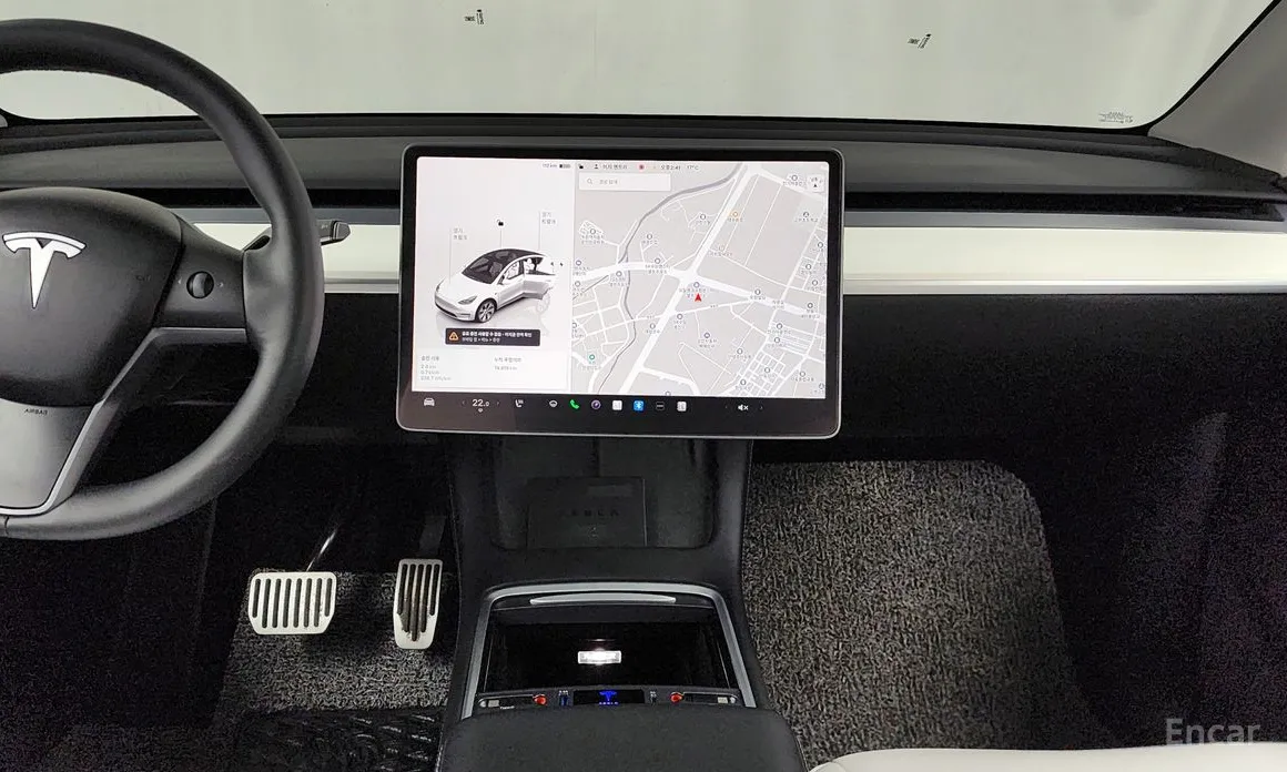 Фото 14 - Tesla Model Y