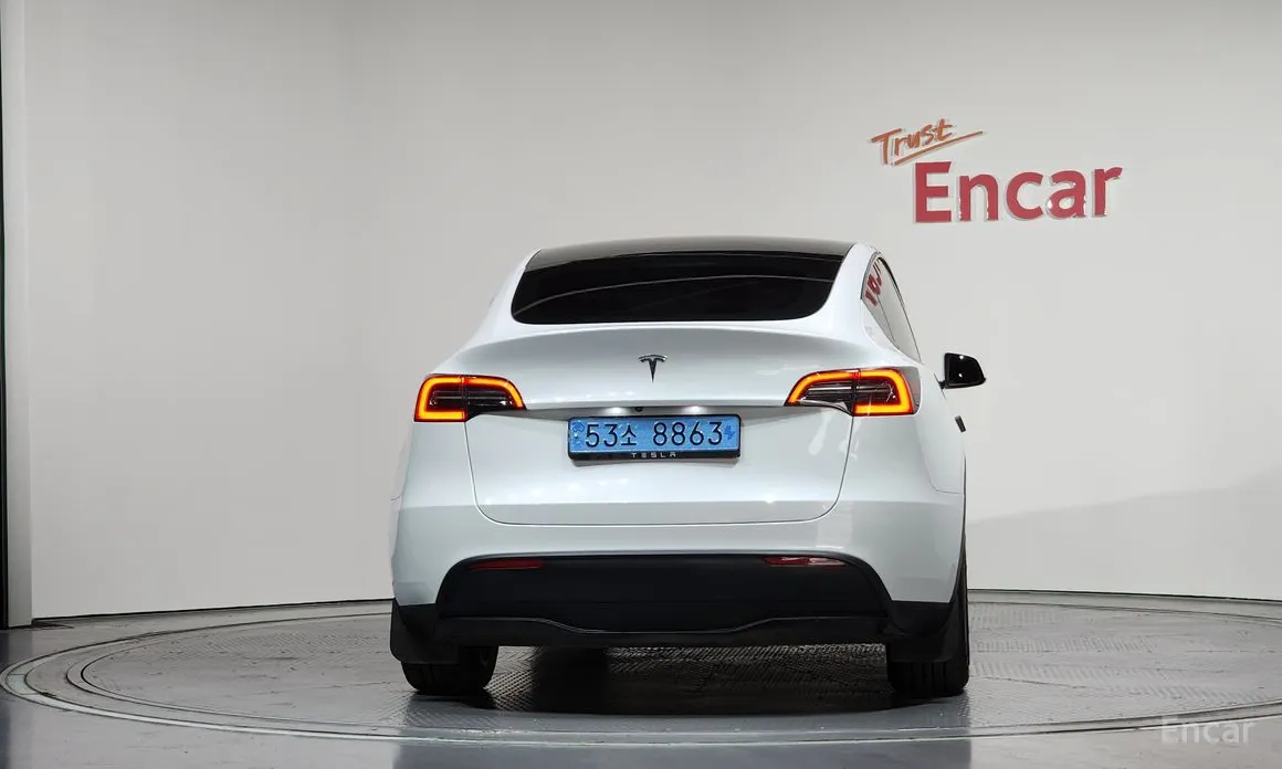 Фото 4 - Tesla Model Y