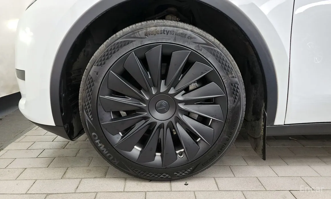 Фото 5 - Tesla Model Y