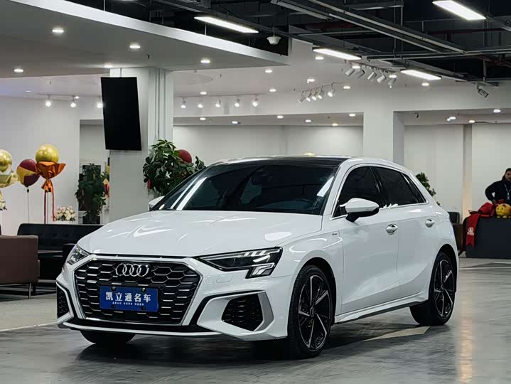 Фото 1 - Audi A3