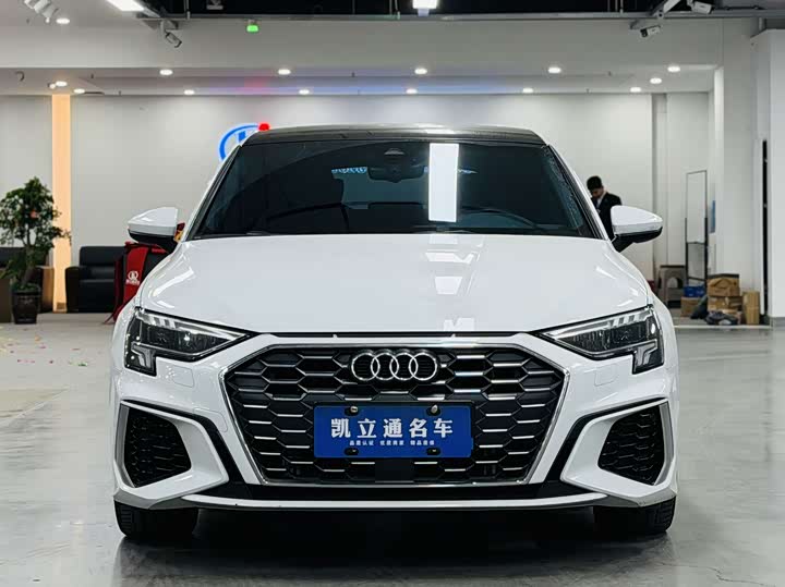 Фото 2 - Audi A3