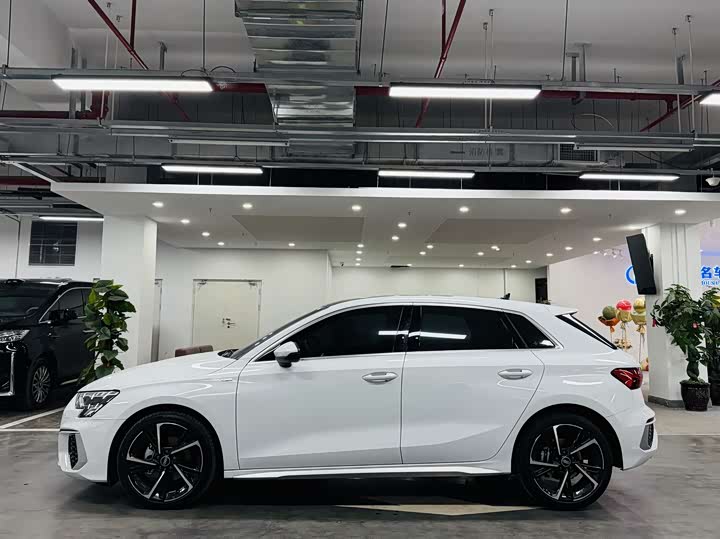 Фото 5 - Audi A3