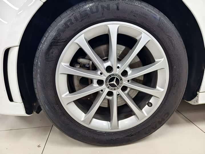 Фото 4 - Mercedes-Benz A-Class