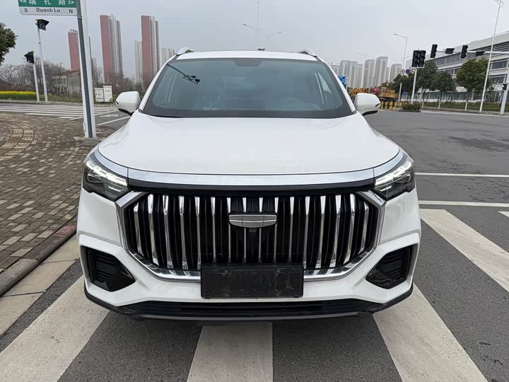 Фото 2 - Geely Okavango L