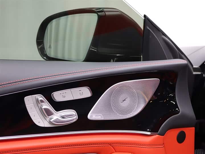 Photo 7 - Mercedes-Benz AMG GT