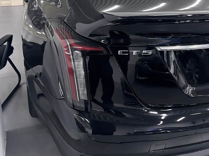 Фото 6 - Cadillac CT5