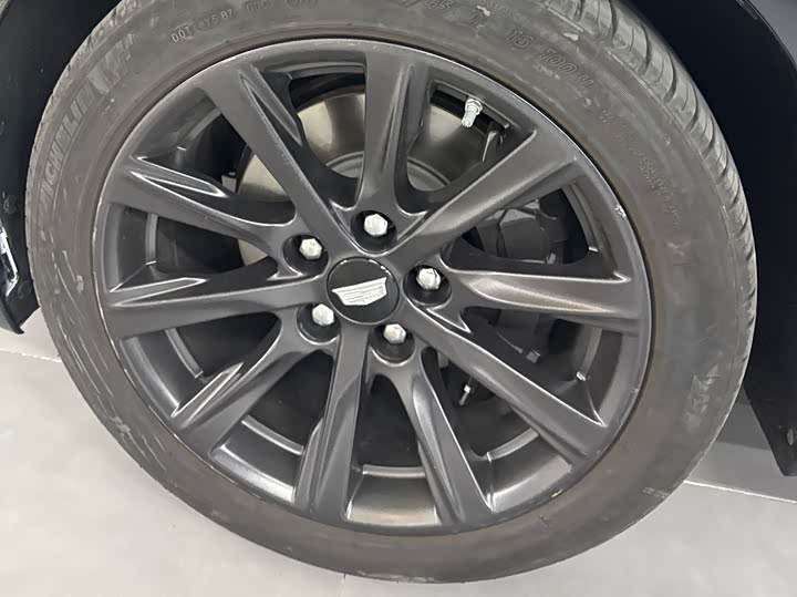 Фото 7 - Cadillac CT5