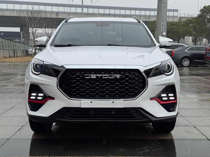 Фото 2 - Jetour X70