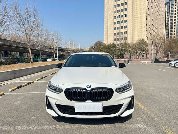 Фото 2 - BMW 1 Series