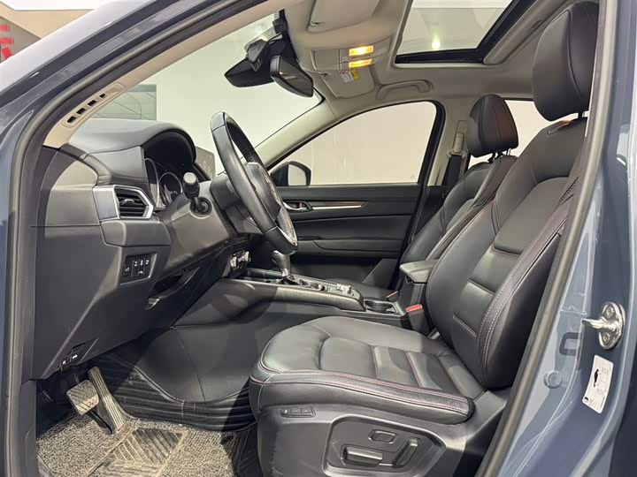 Photo 7 - Mazda CX-5