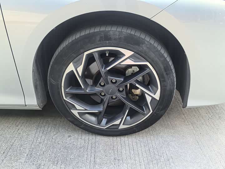 Photo 4 - GAC Aion S Max