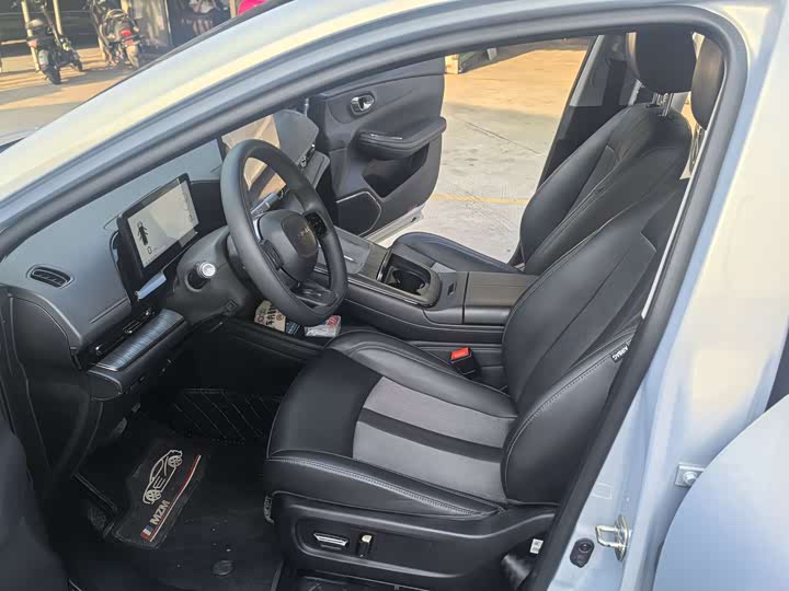 Photo 5 - GAC Aion S Max