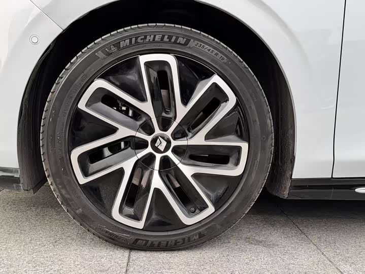 Фото 4 - Baojun Xiangjing