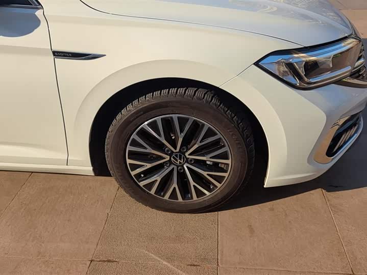 Фото 6 - Volkswagen Sagitar L