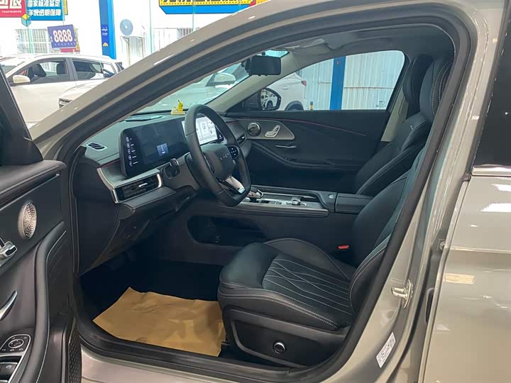 Photo 4 - Chery Arrizo 8