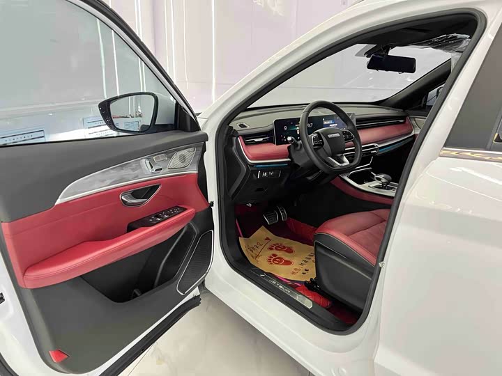 Photo 7 - Jetour X70 Plus