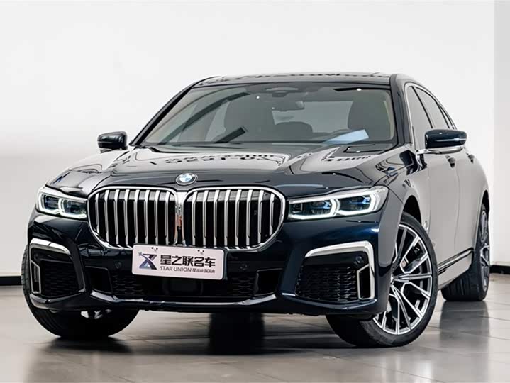 Фото 3 - BMW 7 Series