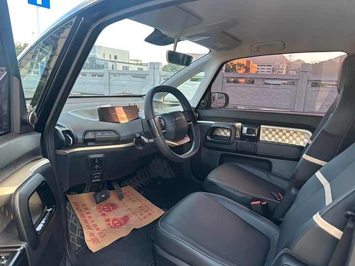 Фото 8 - Baojun KiWi EV