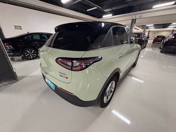 Фото 6 - Geely Galaxy Geome