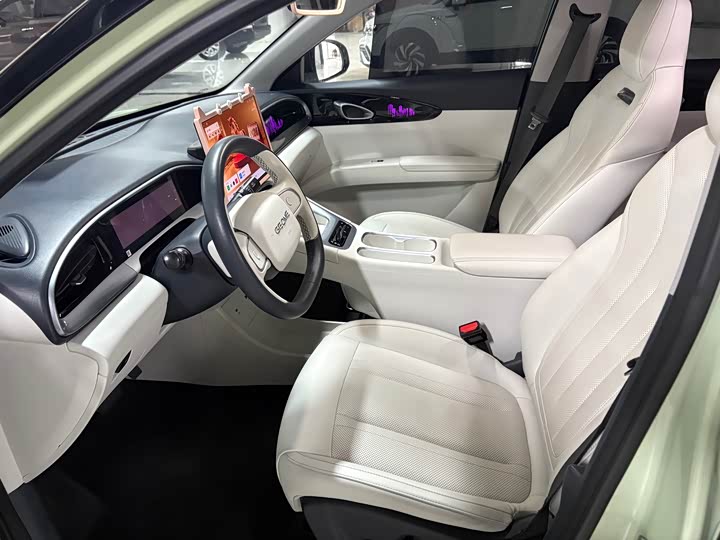 Фото 8 - Geely Galaxy Geome