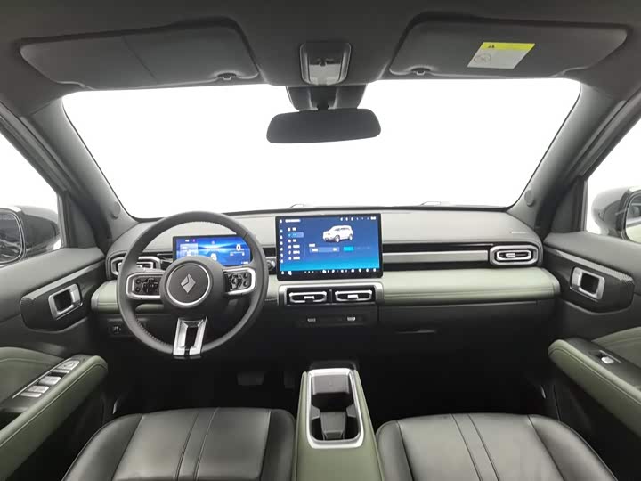 Фото 5 - Baojun Yep Plus