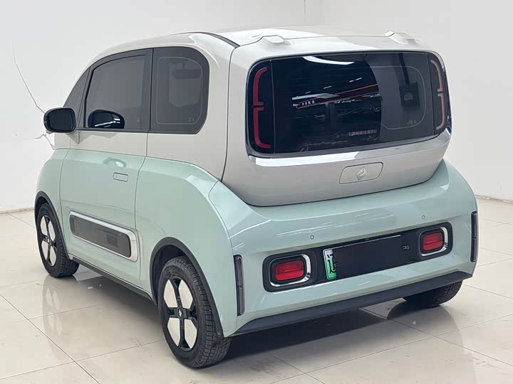Фото 6 - Baojun KiWi EV