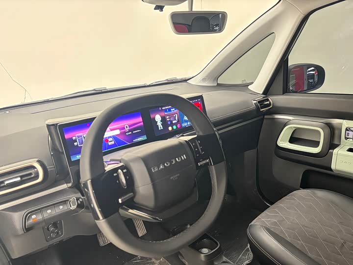 Фото 8 - Baojun KiWi EV