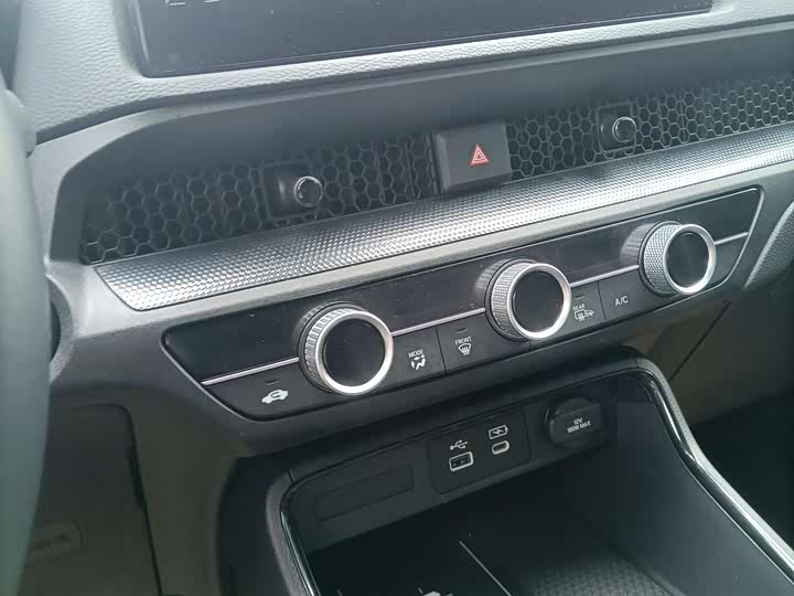 Фото 7 - Honda CR-V