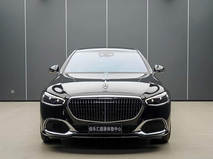 Photo 3 - Mercedes-Benz Maybach S-Class