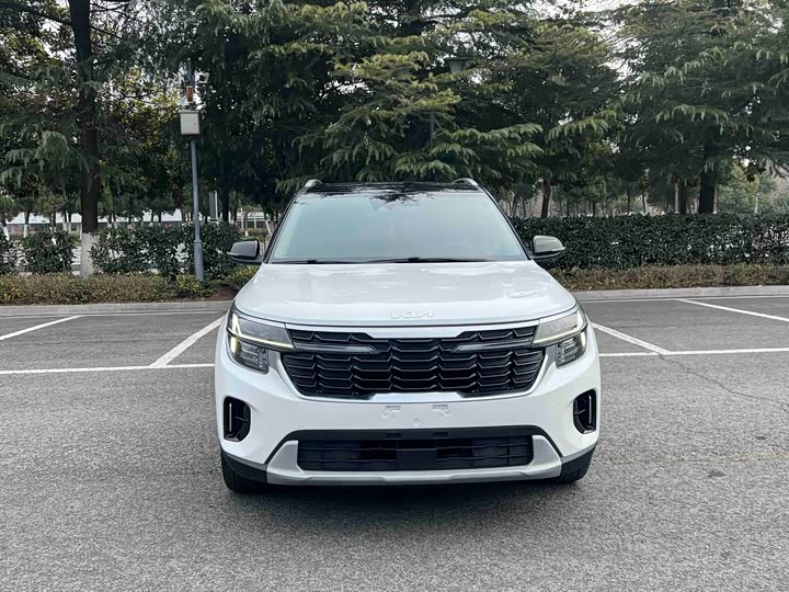 Фото 6 - Kia Seltos