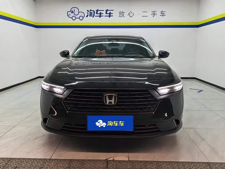 Photo 2 - Honda Accord